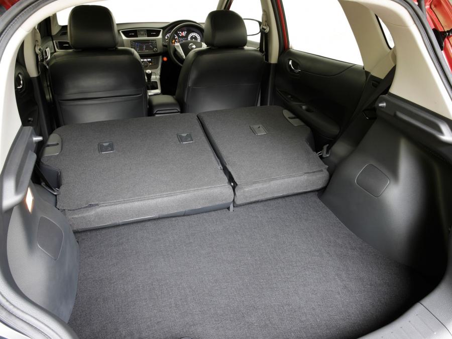 Nissan Pulsar SSS 2013 года  (фото 8 из 18)